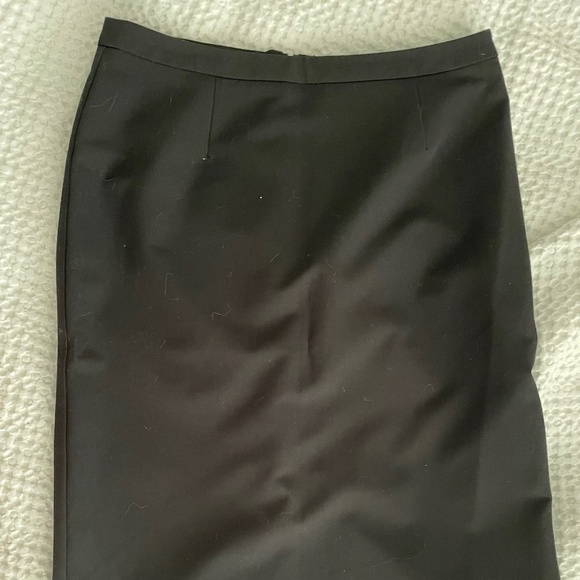 Dex suiting skirt - Picture 1 of 3